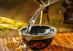 怎么代理散裝白酒？醉開(kāi)心純糧散酒開(kāi)店家加盟，散裝酒代理商